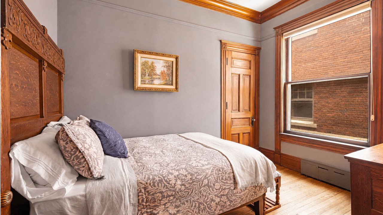 Photo of Bedroom in Lower East Side