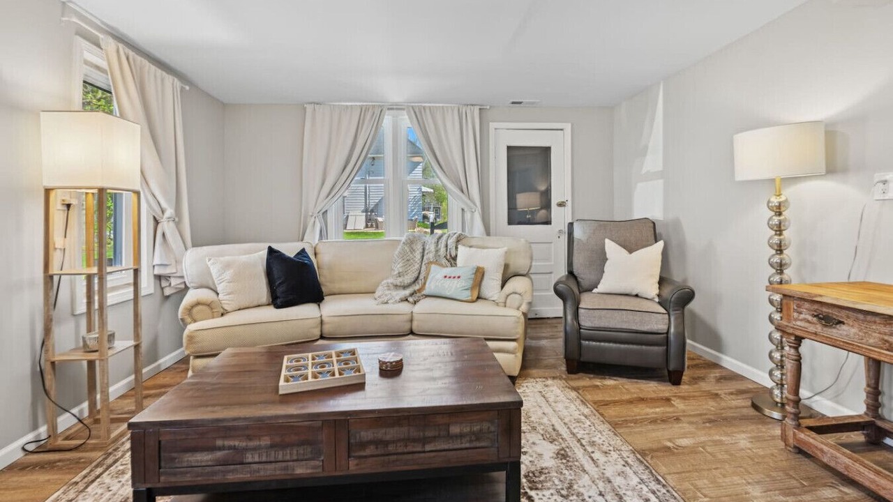Photo of Livingroom in Lake Geneva