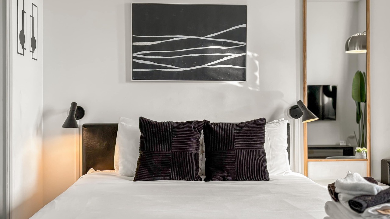 Photo of Bedroom in East Hyde Park