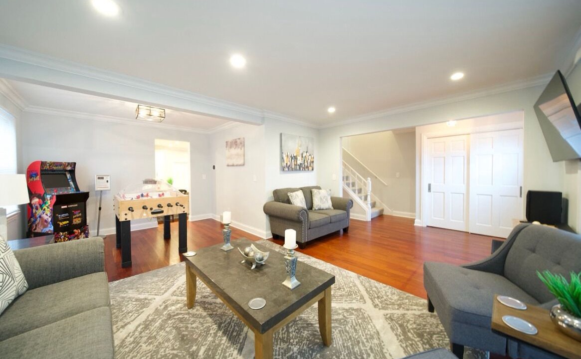 Photo of Livingroom in St. Charles