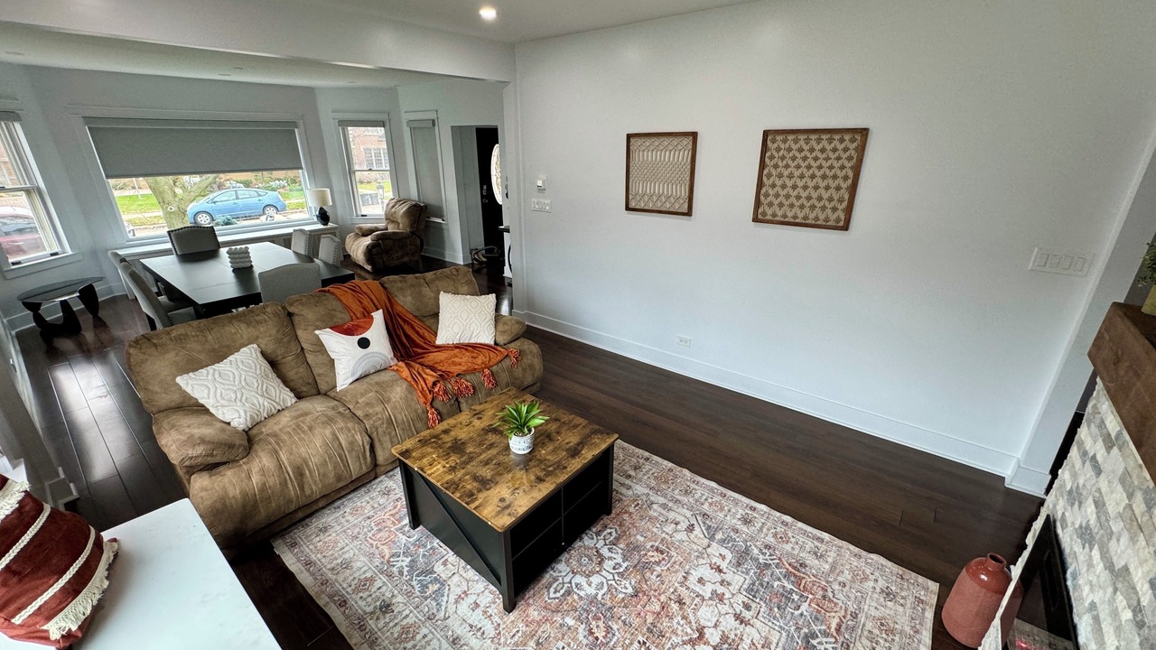 Photo of Livingroom in Lincolnwood