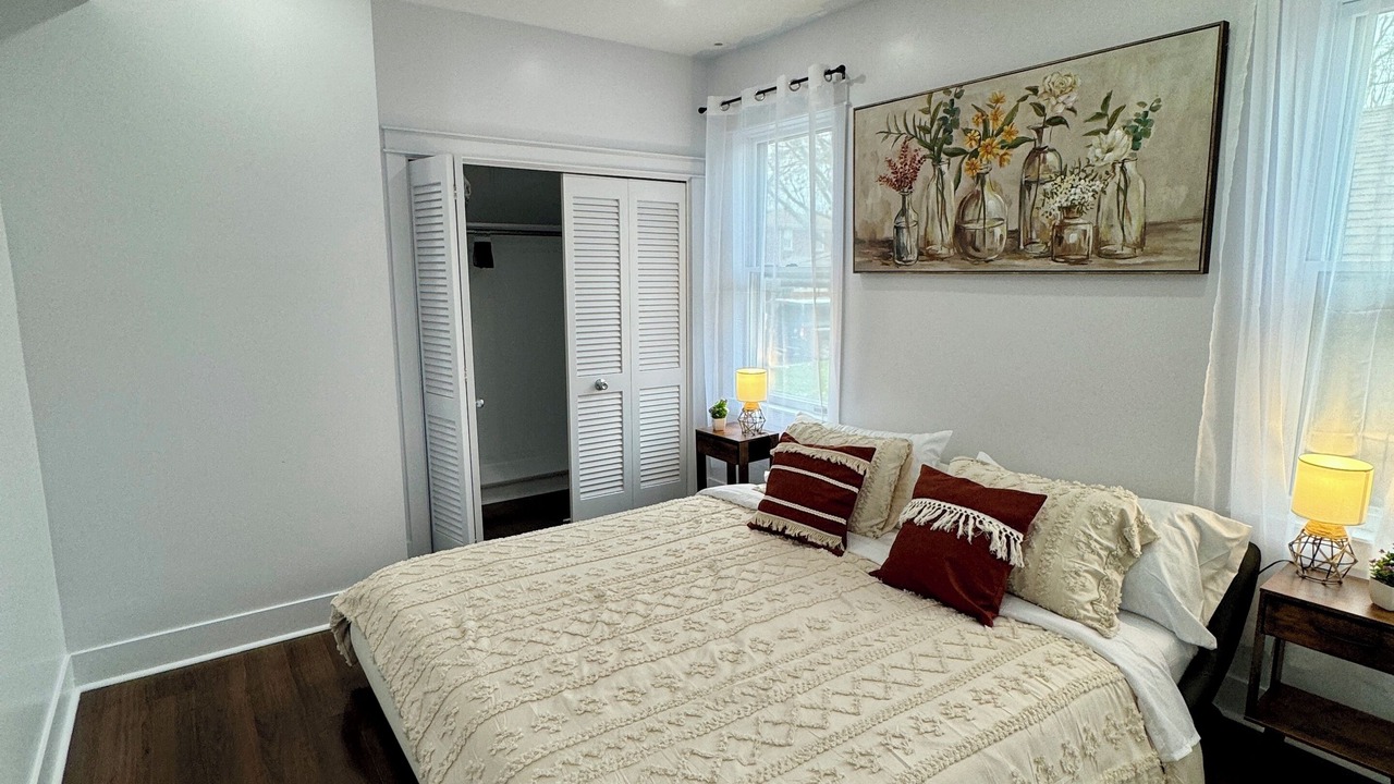 Photo of Bedroom in Lincolnwood