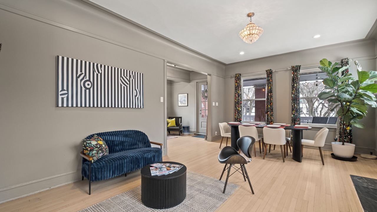 Photo of Bedroom in Rogers Park