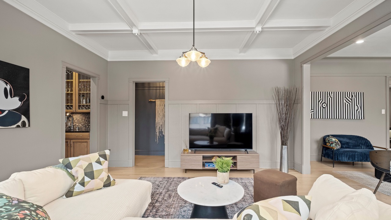 Photo of Bedroom in Rogers Park