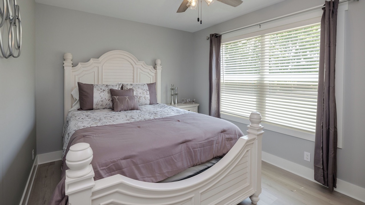 Photo of Bedroom in South Haven