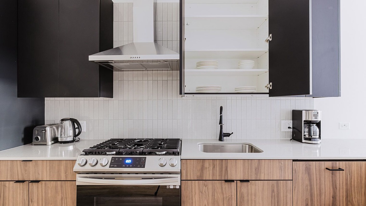Photo of Kitchen in Streeterville