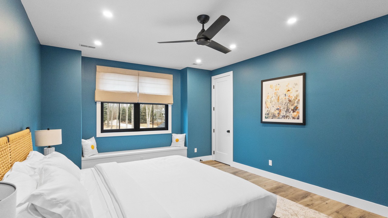 Photo of Bedroom in Grand Beach