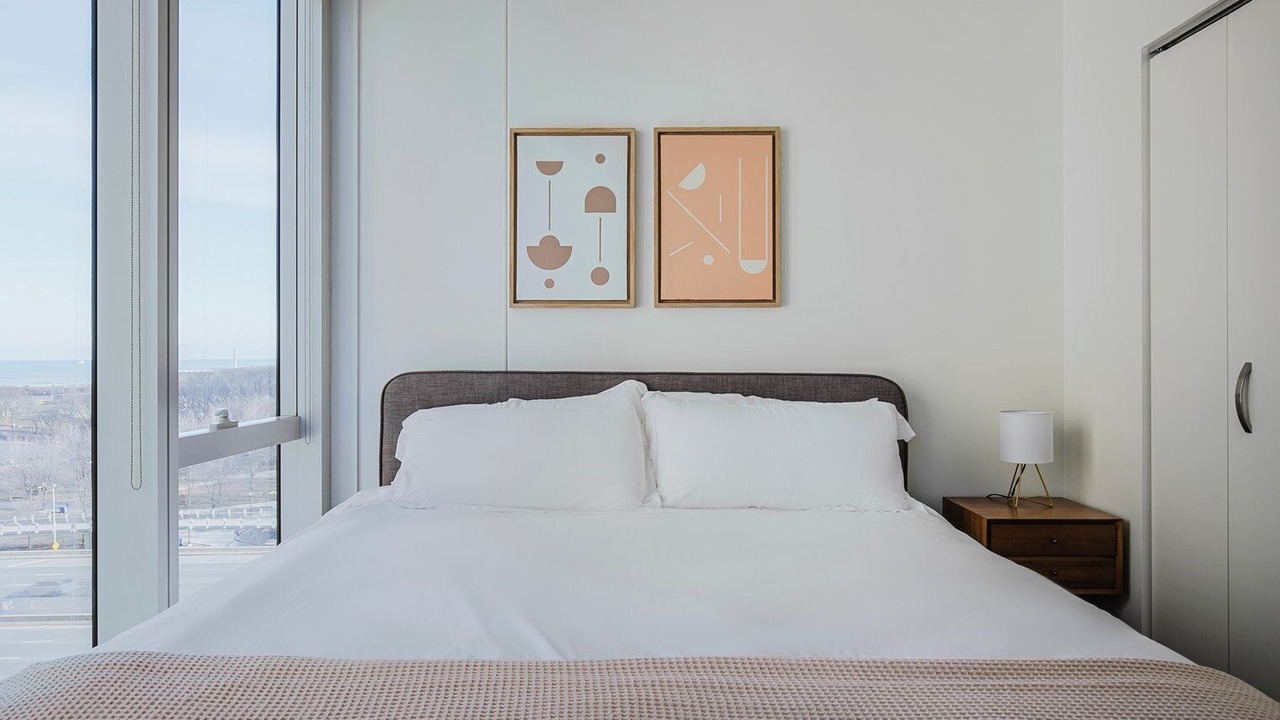 Photo of Bedroom in Streeterville