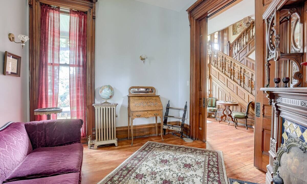 Photo of Livingroom in Council Bluffs