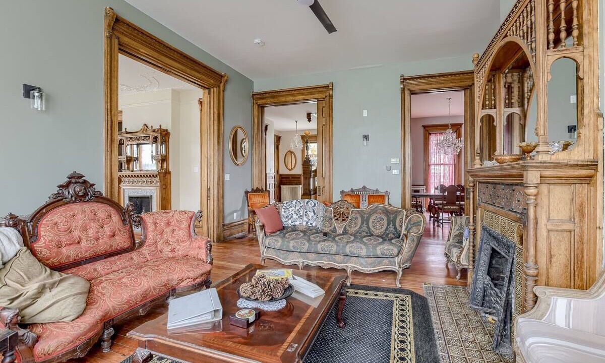 Photo of Livingroom in Council Bluffs