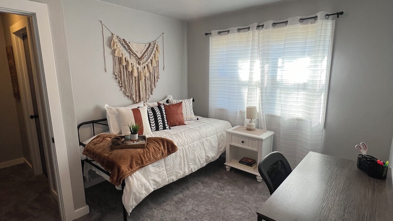 Photo of Bedroom in Davenport
