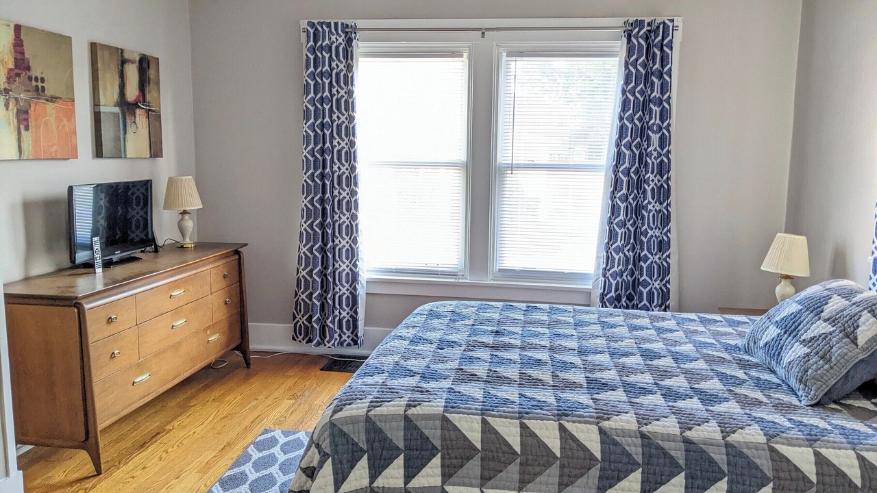 Photo of Bedroom in Davenport