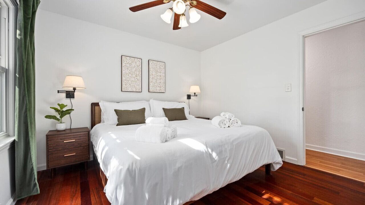 Photo of Bedroom in Peoria Heights