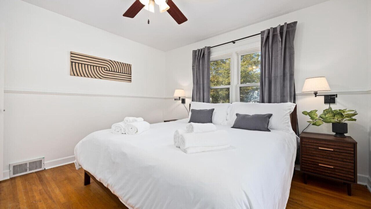 Photo of Bedroom in Peoria Heights