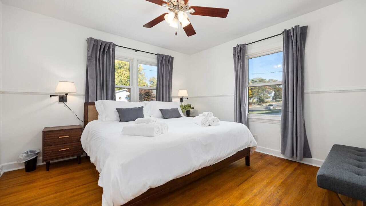 Photo of Bedroom in Peoria Heights
