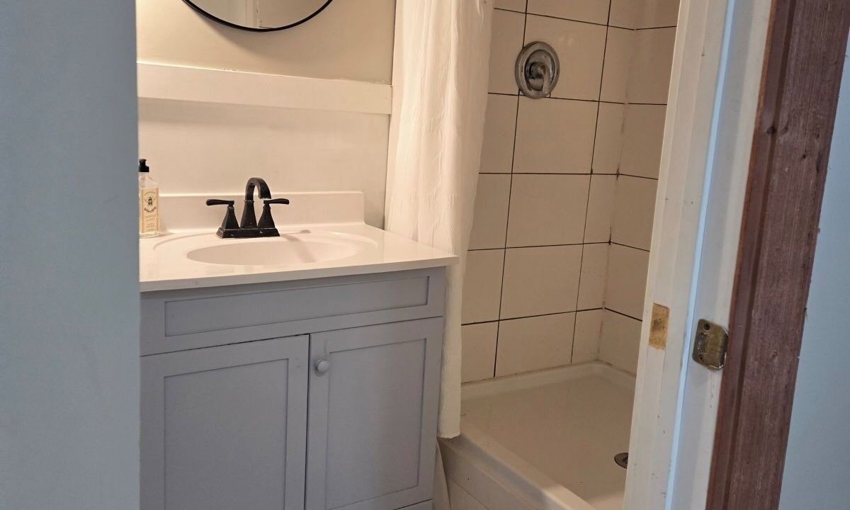 Photo of Bathroom in Northshore Triangle