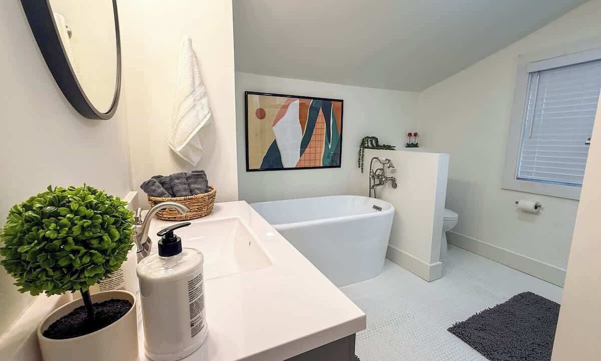 Photo of Bathroom in Ironwood