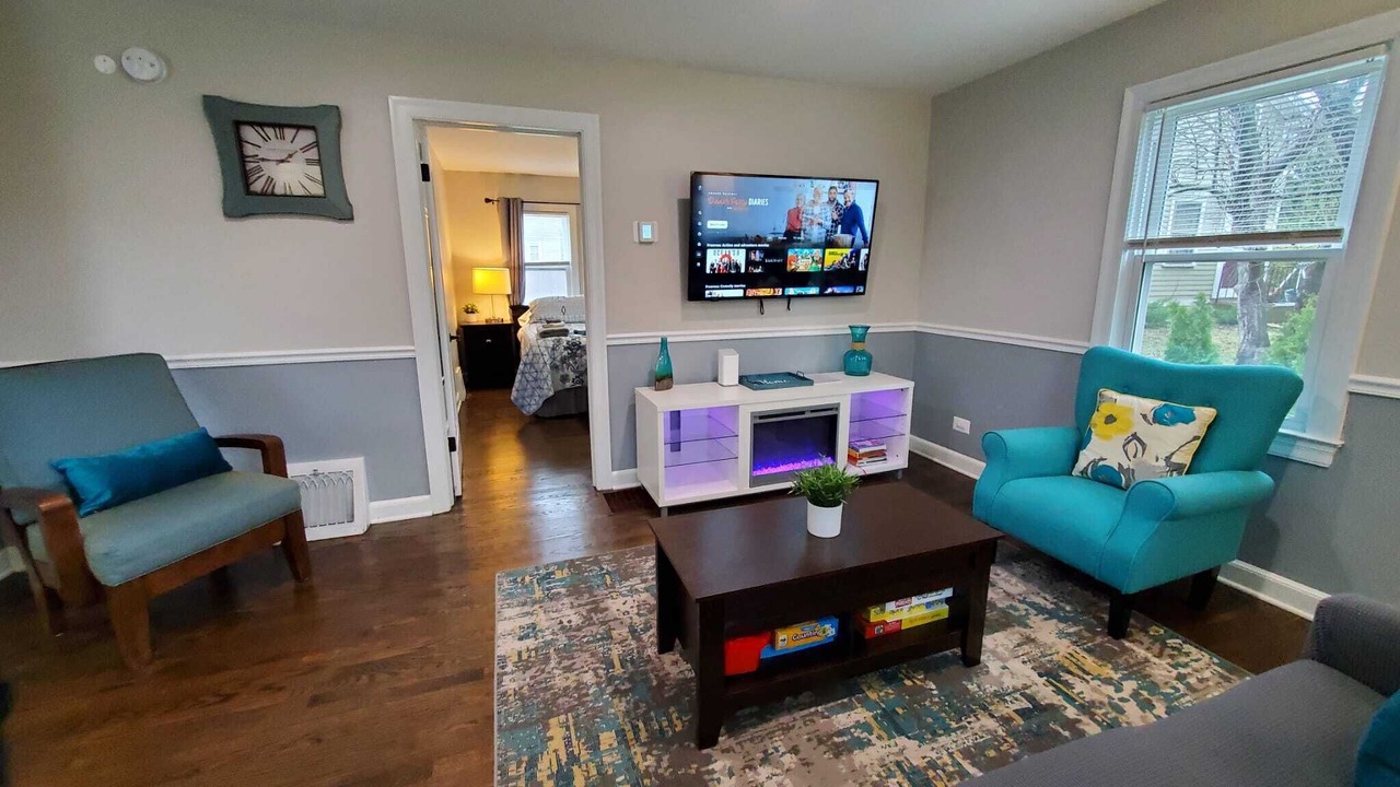 Photo of Livingroom in St. Charles