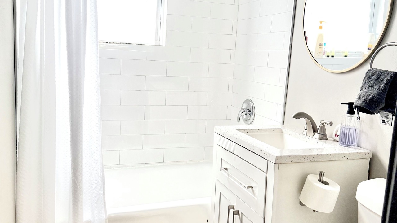 Photo of Bathroom in Gage Park