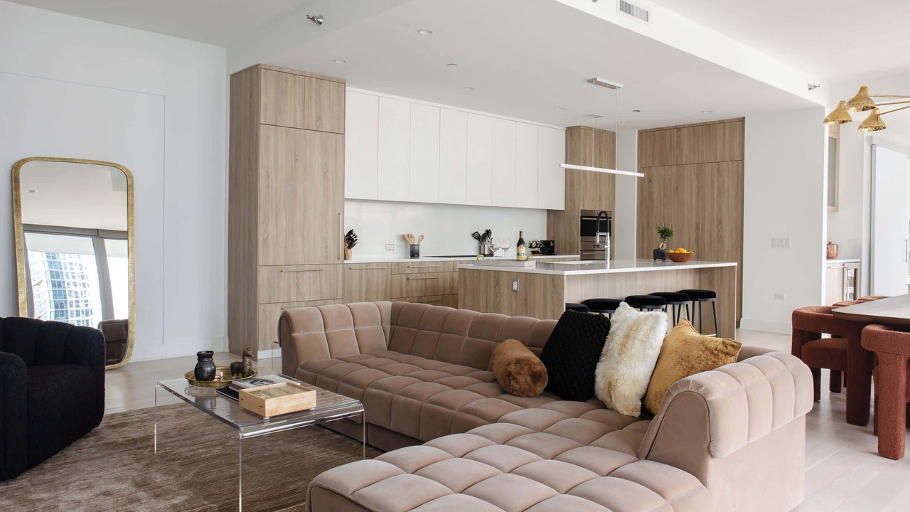 Photo of Livingroom in Downtown Chicago
