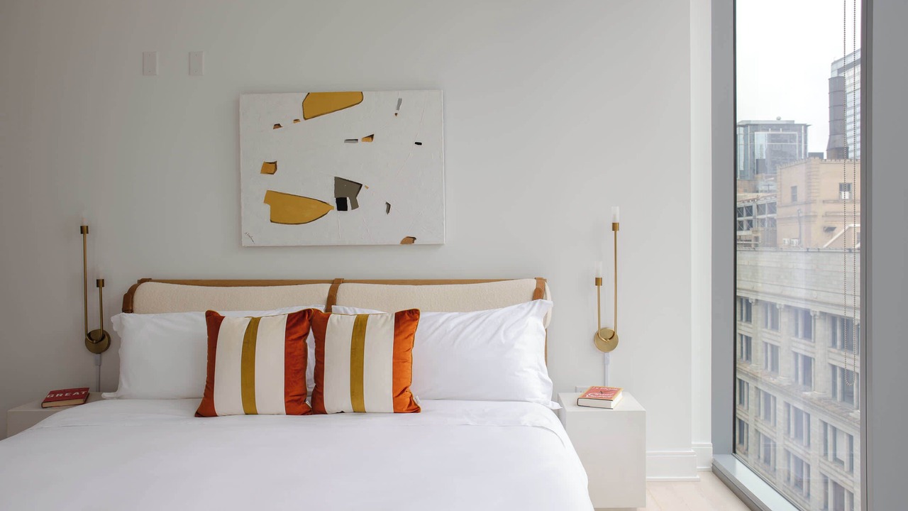 Photo of Bedroom in Downtown Chicago