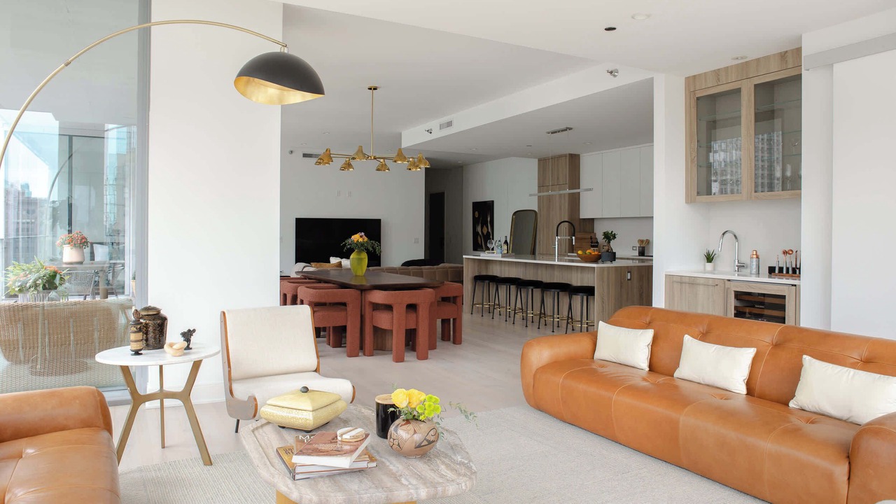 Photo of Livingroom in Downtown Chicago