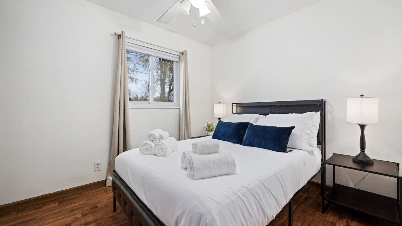 Photo of Bedroom in Marquette Heights