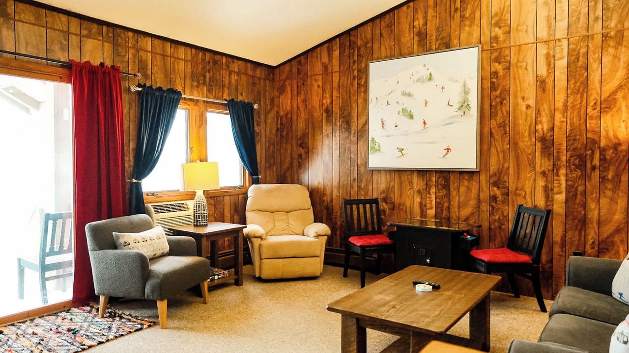 Photo of Livingroom in Bessemer