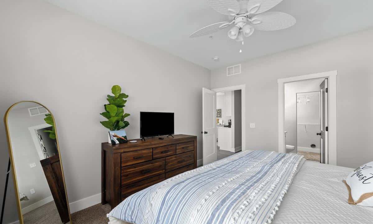 Photo of Bedroom in Bettendorf