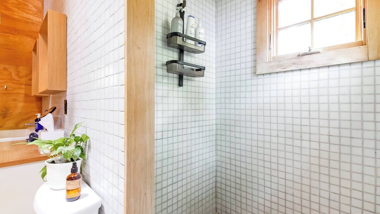 Photo of Bathroom in Douglas