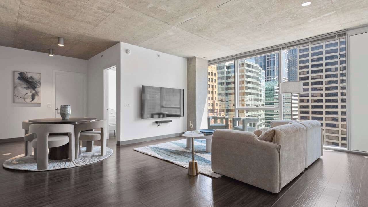 Photo of Livingroom in Downtown Chicago