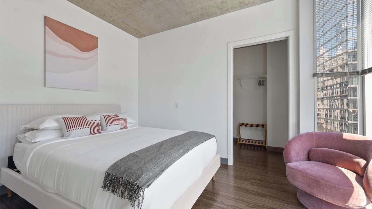 Photo of Bedroom in Downtown Chicago