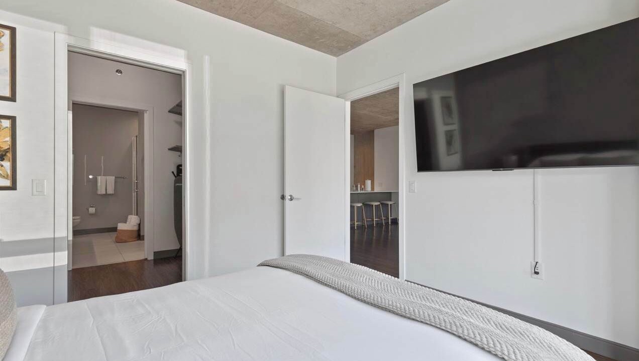 Photo of Bedroom in Downtown Chicago
