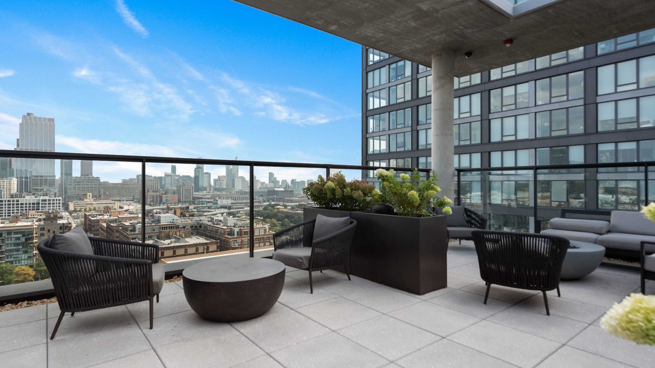 Photo of Patio Balcony in West Loop