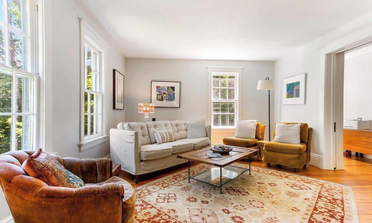 Photo of Livingroom in South Haven