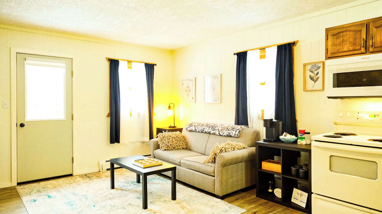 Photo of Livingroom in Bessemer
