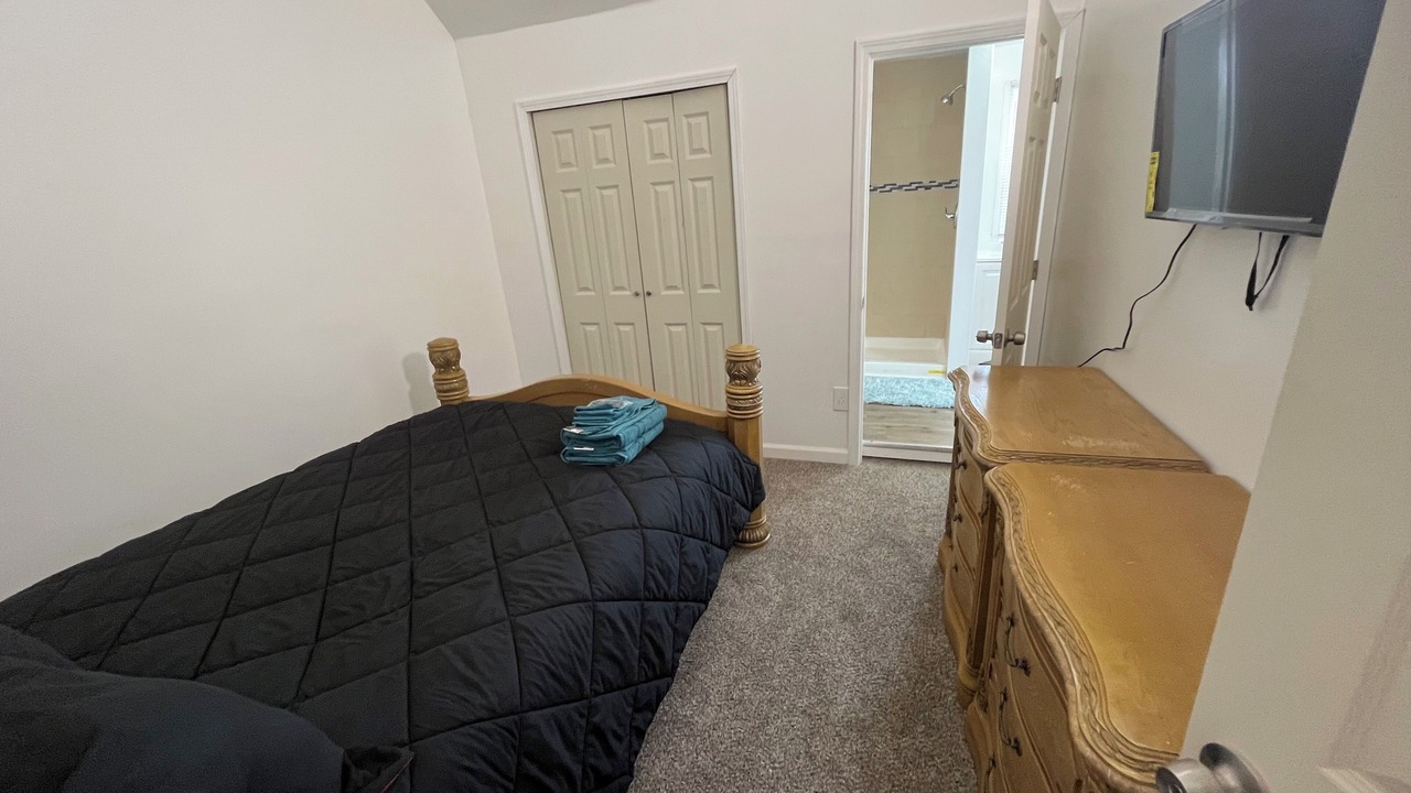 Photo of Bedroom in Detroit