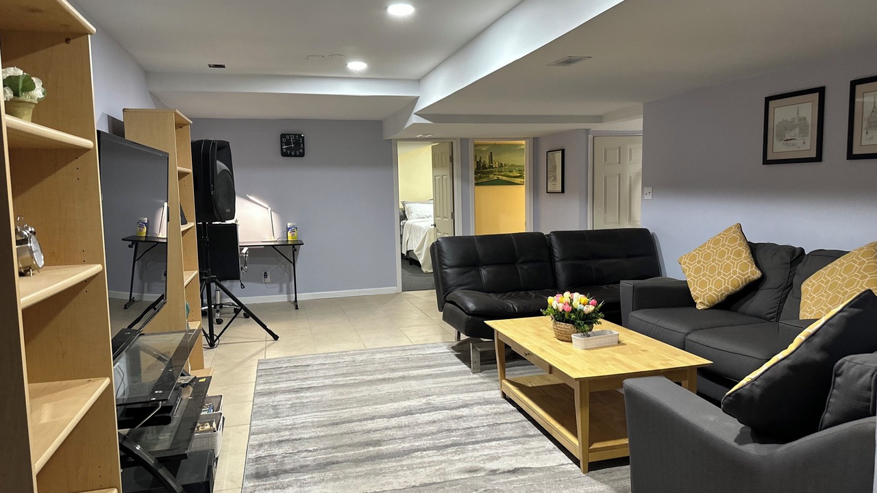 Photo of Livingroom in St. Charles