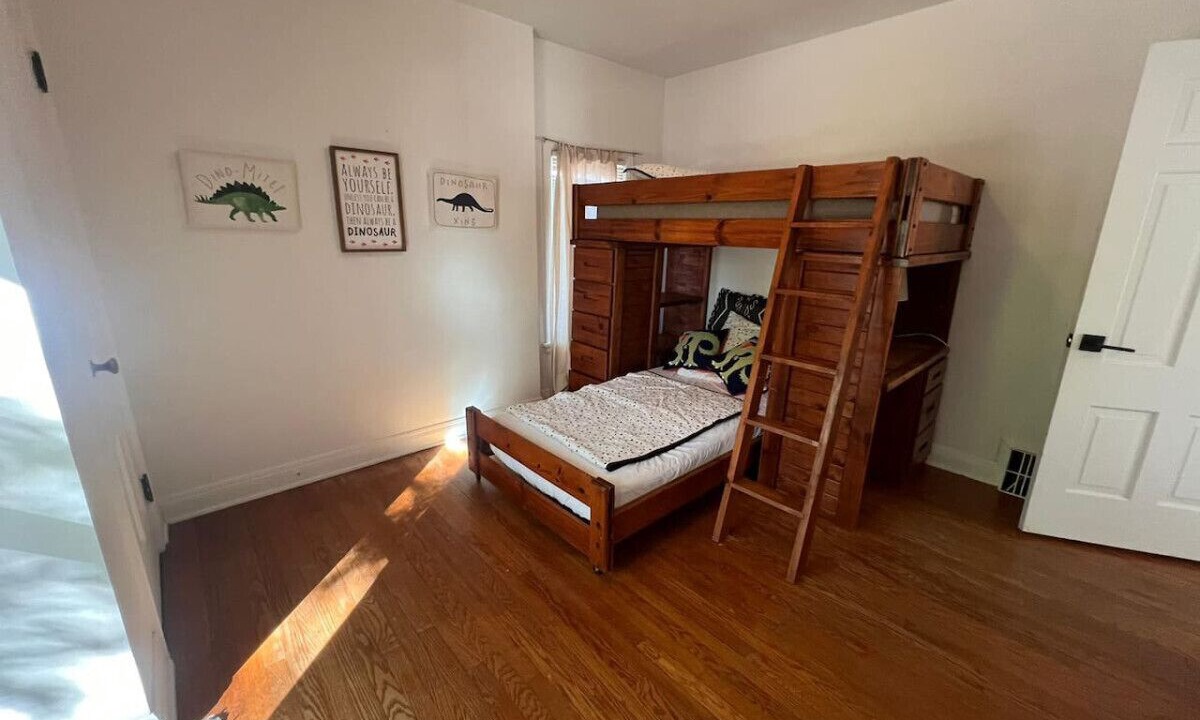 Photo of Bedroom in Whitefish Bay