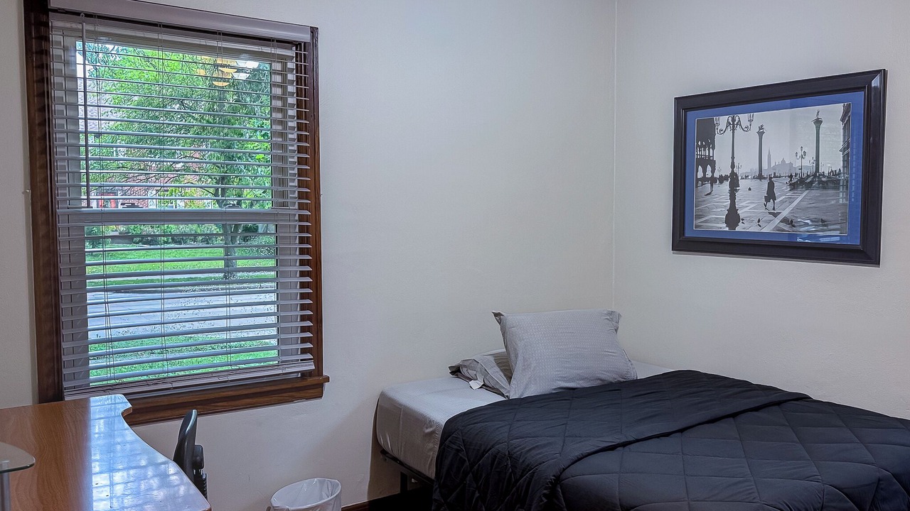 Photo of Bedroom in Champaign