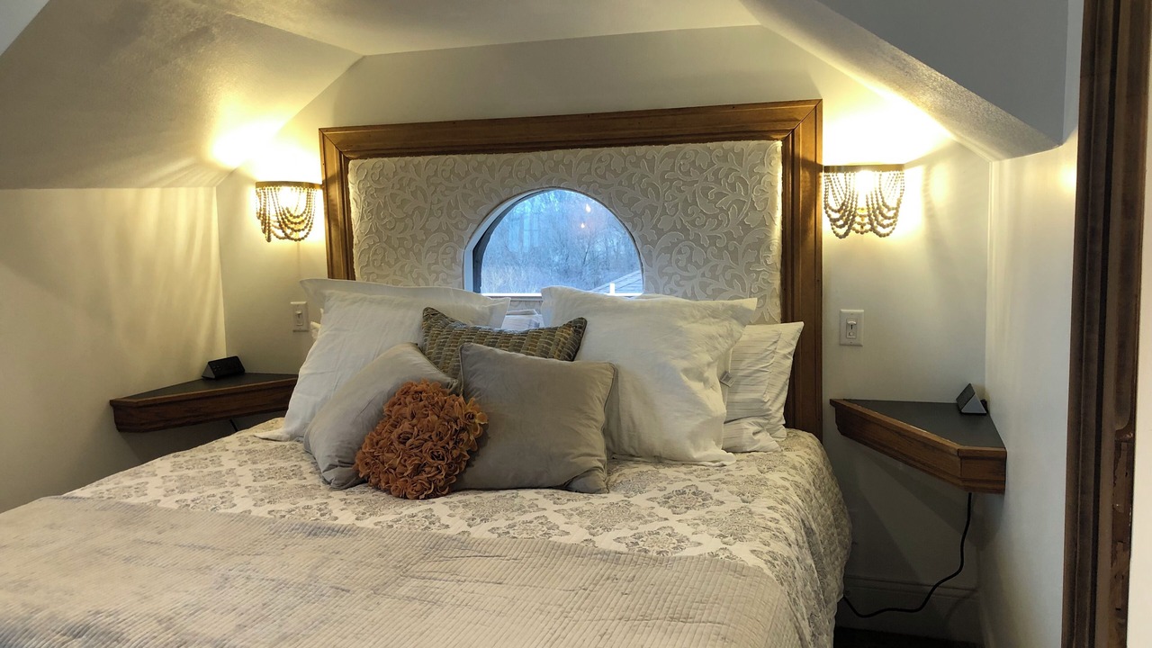 Photo of Bedroom in East Peoria