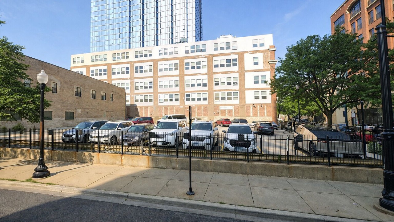 Photo of Outdoor in Near South Side