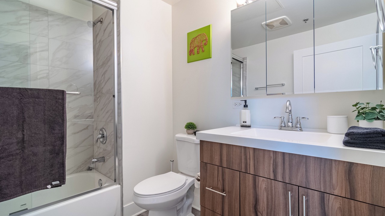 Photo of Bathroom in Near South Side