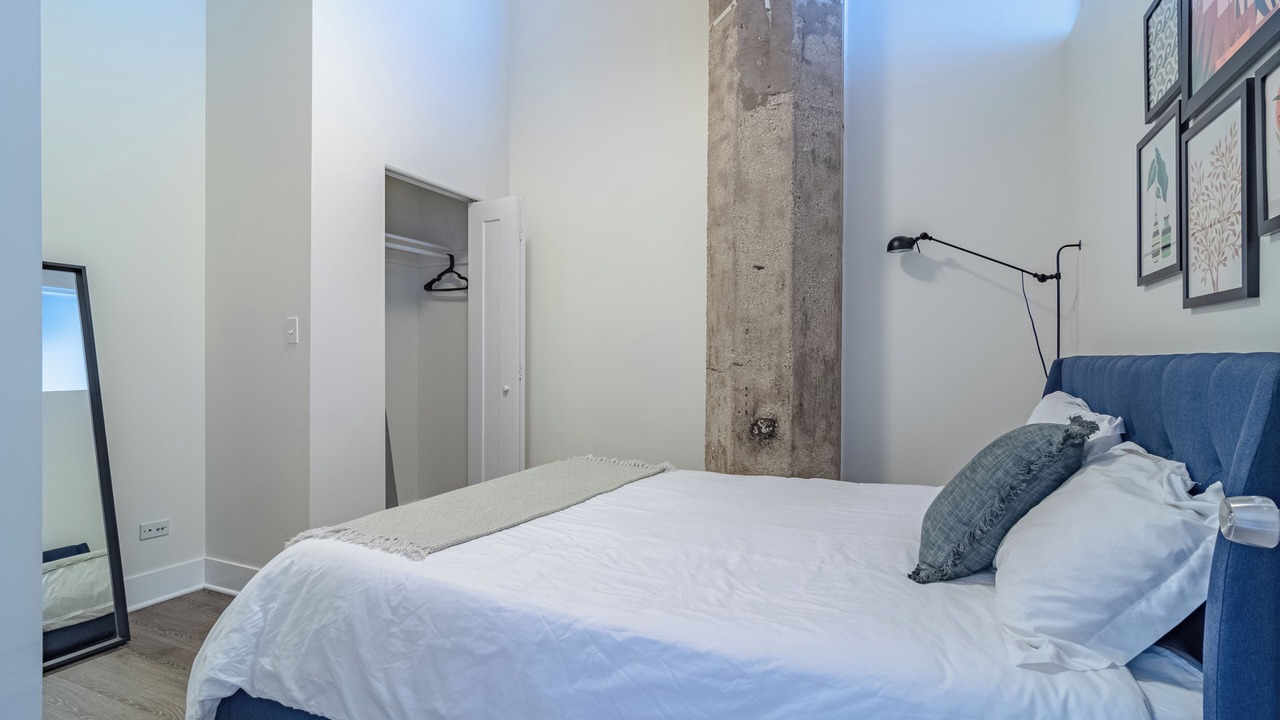 Photo of Bedroom in Near South Side