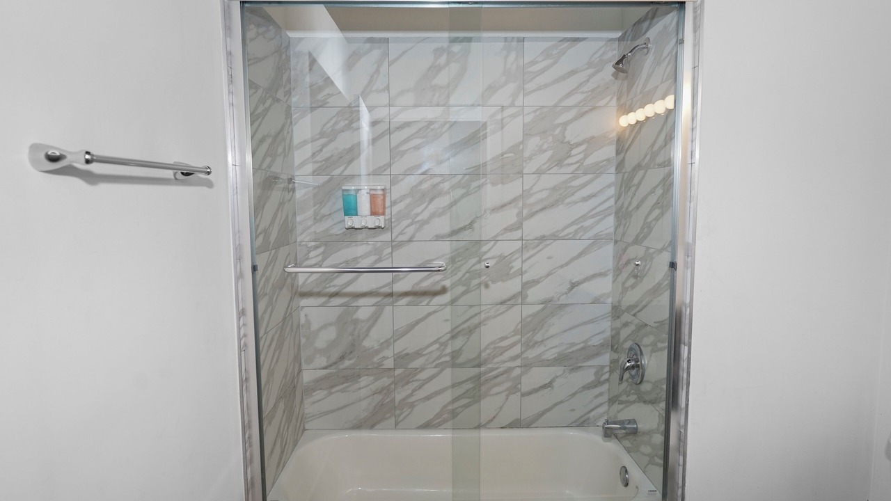 Photo of Bathroom in Near South Side