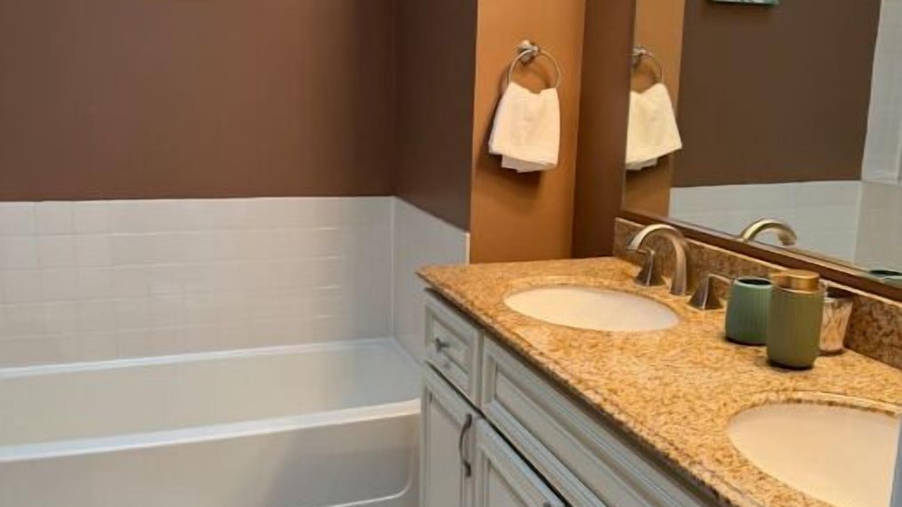 Photo of Bathroom in Wasco