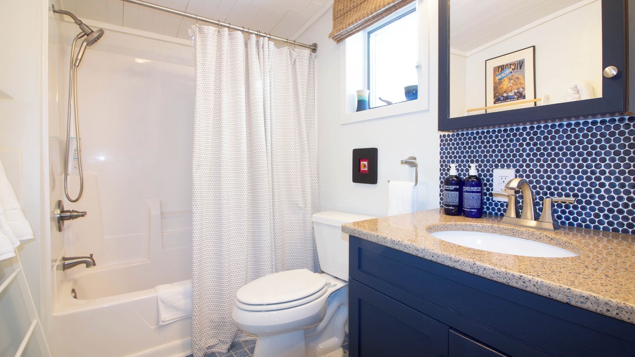 Photo of Bathroom in Douglas