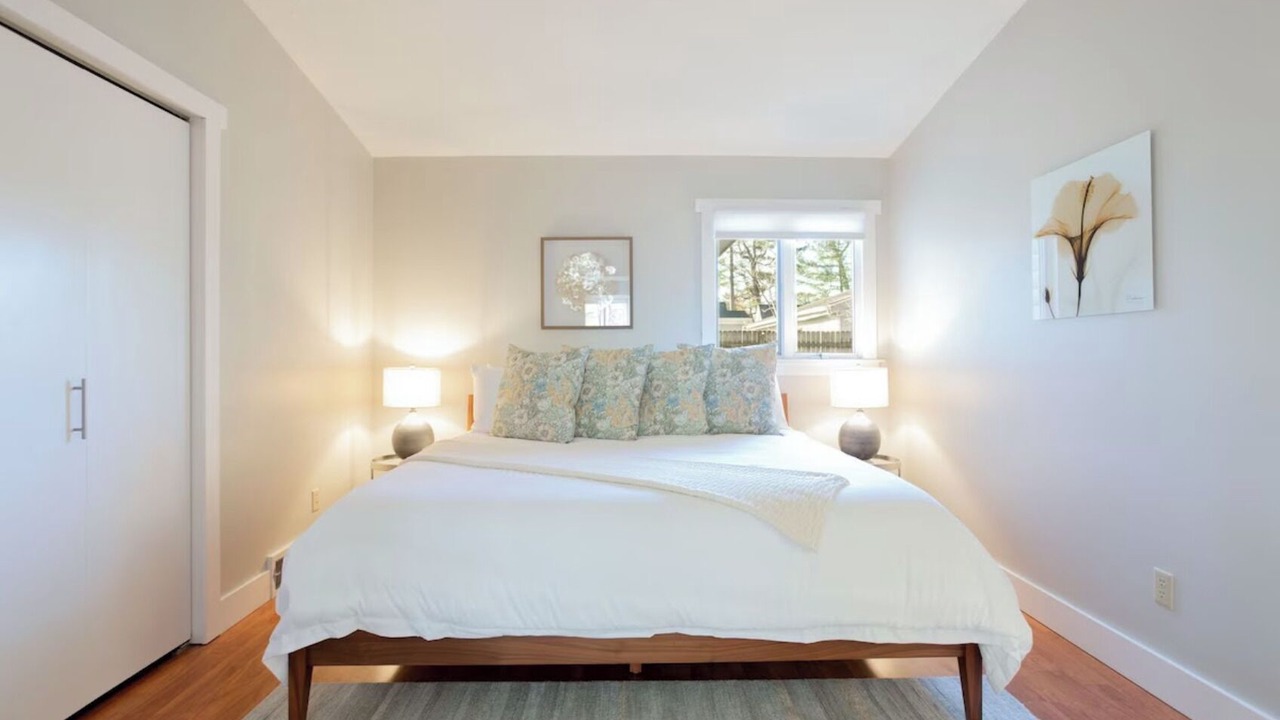 Photo of Bedroom in Douglas