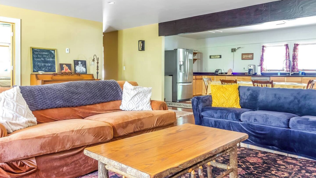 Photo of Livingroom in Fennville