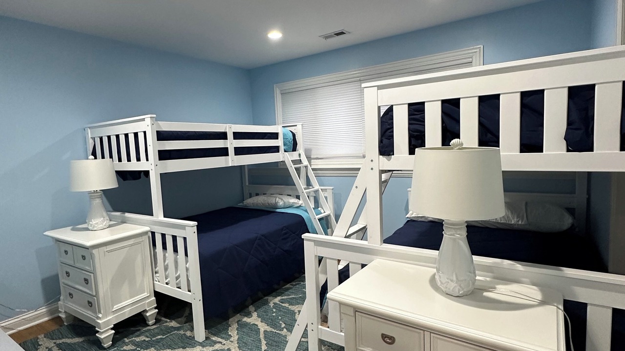 Photo of Bedroom in Twin Lakes